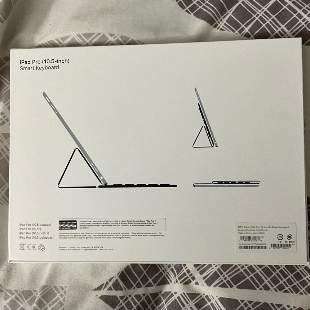 Ipad Pro Smart Keyboard - Picture 4 of 4